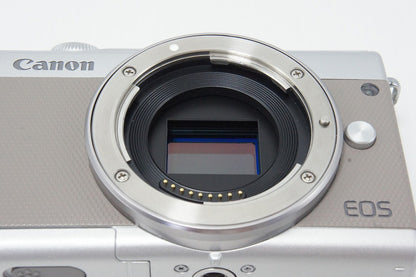良品 Canon キヤノン EOS M100 ボディ + EF-M 15-45mm IS STM レンズキット ミラーレス一眼カメラ グレー 260616d