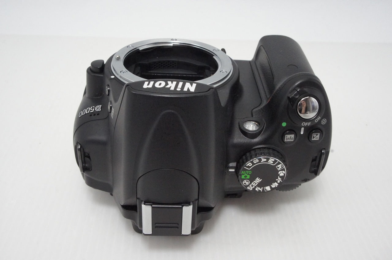Nikon ニコン D5000 ボディ デジタル一眼レフカメラ ケース付 260417f