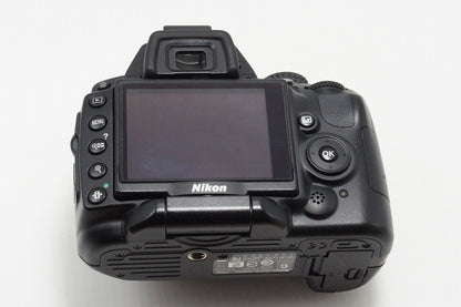 Nikon ニコン D5000 ボディ デジタル一眼レフカメラ ケース付 260417f