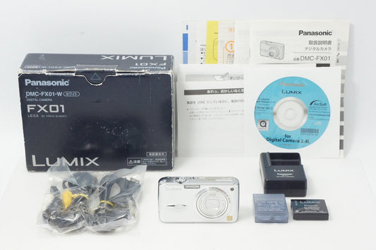 Panasonic パナソニック LUMIX DMC-FX01 コンパクトデジタルカメラ パールホワイト 元箱付 261008e