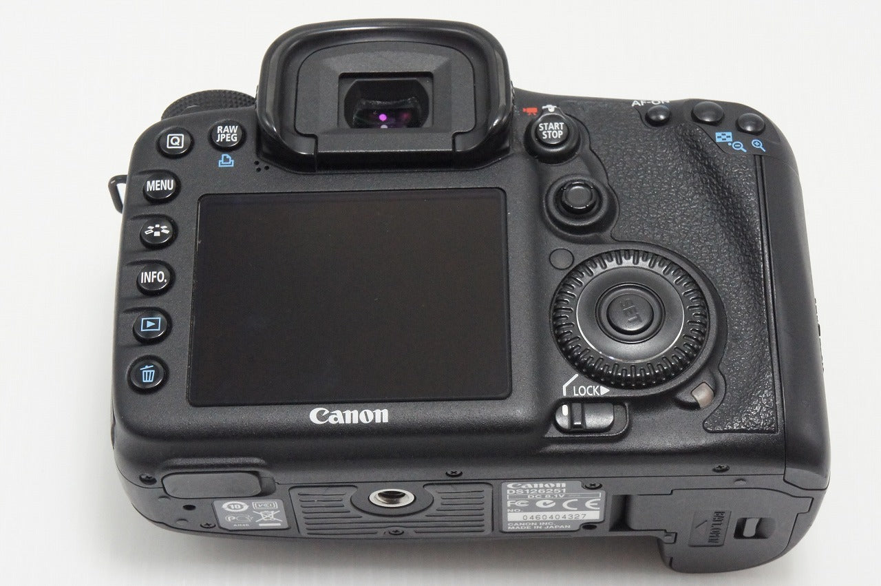 Excellent Canon EOS 7D Body Digital SLR Camera 260418o