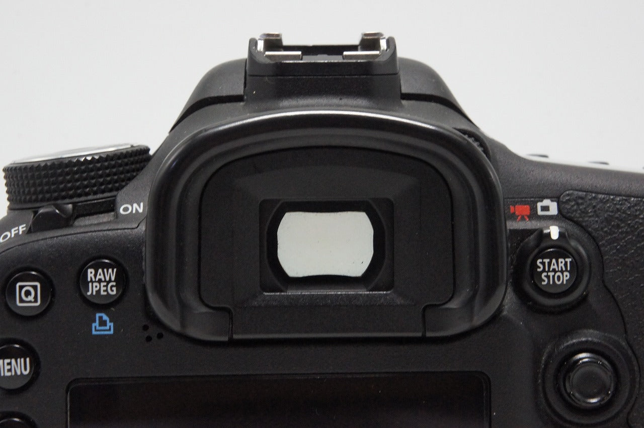 Excellent Canon EOS 7D Body Digital SLR Camera 260418o