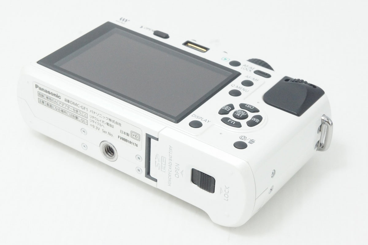 Panasonic パナソニック LUMIX DMC-GF1 ボディ ミラーレス一眼カメラ ホワイト 純正ジャケット付 261008u
