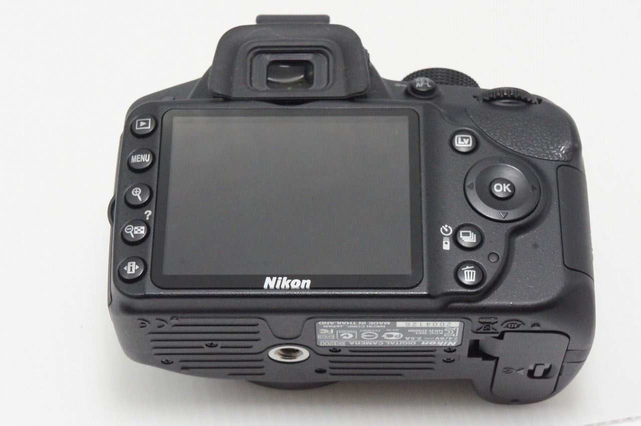 Excellent Condition Nikon D3200 Body Digital SLR Camera Black 260418w