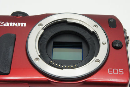 美品 Canon キヤノン EOS M ボディ ミラーレス一眼カメラ レッド スピードライト 90EX付 260107af