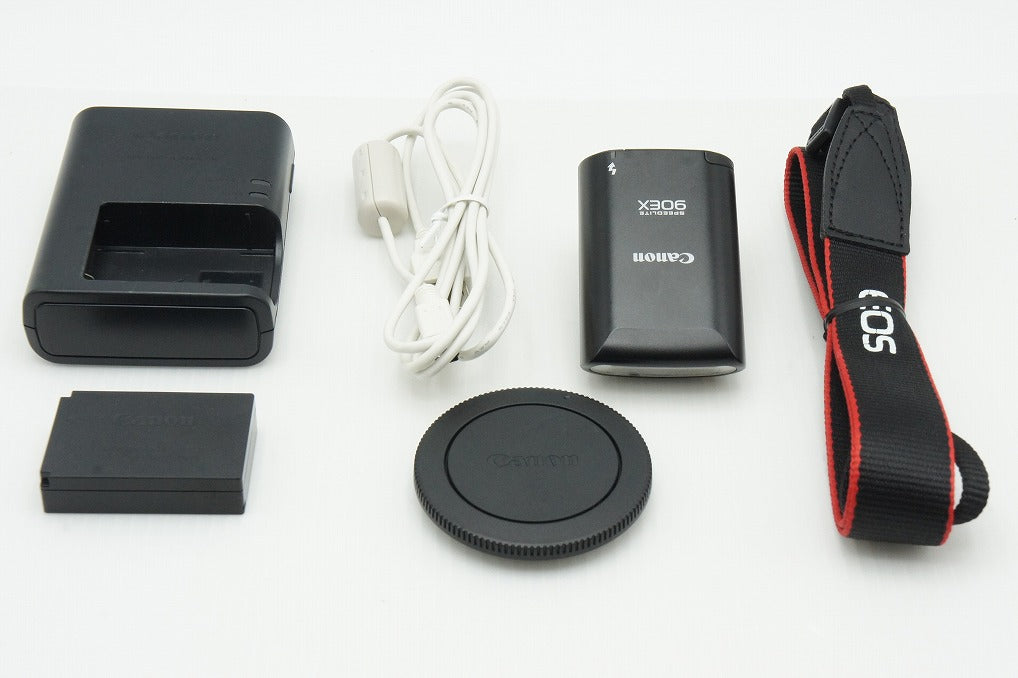 美品 Canon キヤノン EOS M ボディ ミラーレス一眼カメラ レッド スピードライト 90EX付 260107af