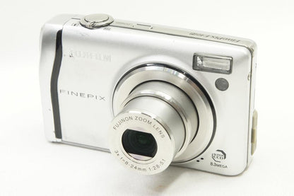 FUJIFILM フジフィルム FinePix F40fd コンパクトデジタルカメラ シルバー 250706i