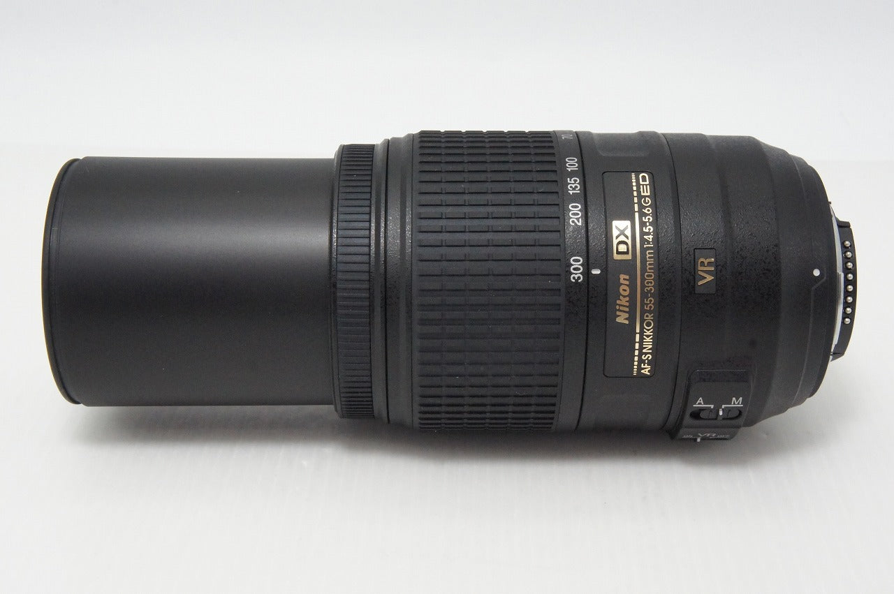 Excellent condition Nikon AF-S DX NIKKOR 55-300mm F4.5-5.6G ED VR APS-C Zoom Lens with Hood 260418z