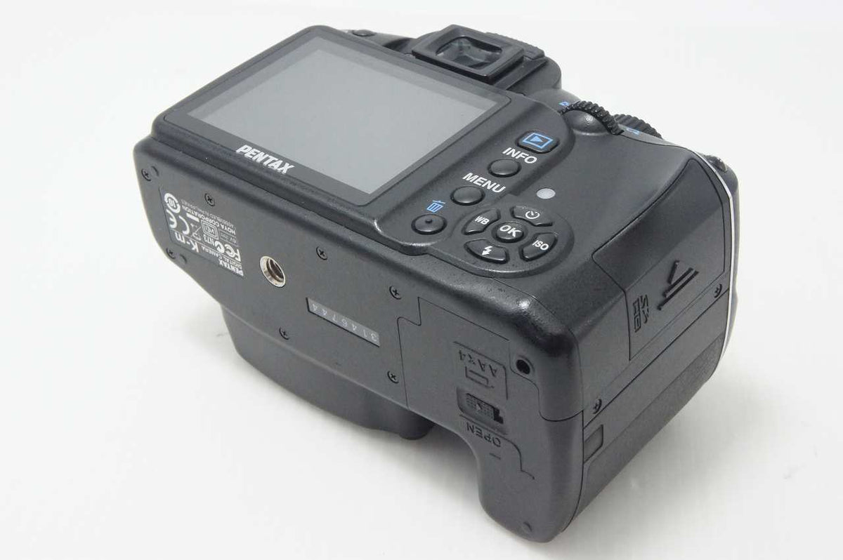 PENTAX ペンタックス K-m ボディ デジタル一眼レフカメラ ブラック Kマウント APS-C 261013o