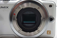 美品 Panasonic パナソニック LUMIX DMC-GF3 ボディ ミラーレス一眼カメラ ホワイト 元箱付 250420e