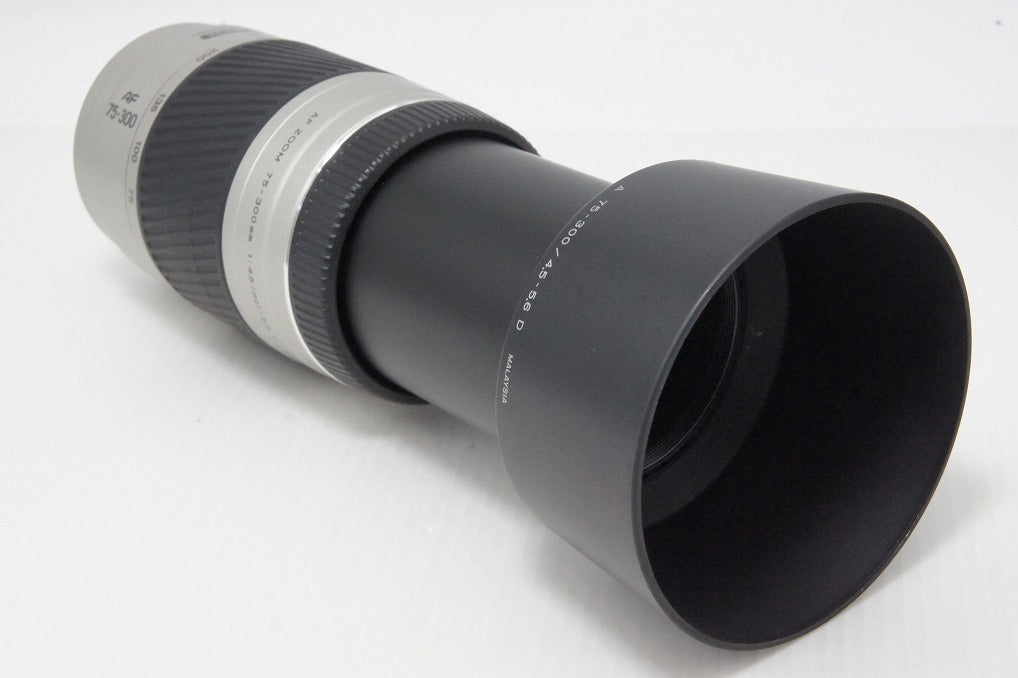 MINOLTA ミノルタ AF ZOOM 75-300mm F4.5-5.6D SONY ソニー αマウント ズームレンズシルバー フード付 260417q
