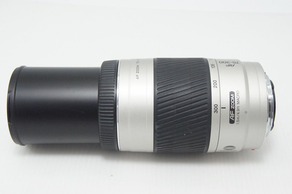 MINOLTA ミノルタ AF ZOOM 75-300mm F4.5-5.6D SONY ソニー αマウント ズームレンズシルバー フード付 260417q