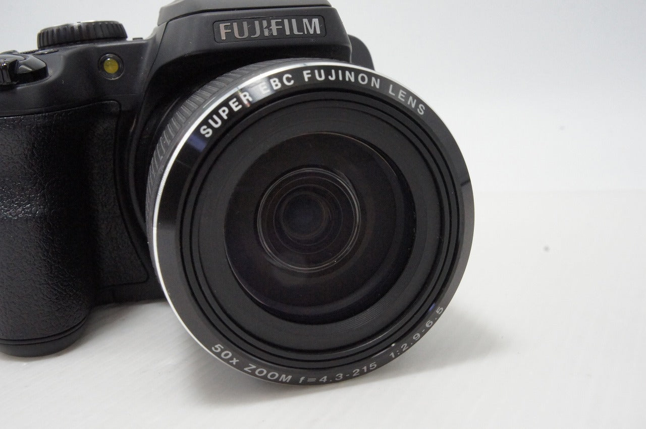 Good condition FUJIFILM FinePix SL1000 Digital Camera 260420v