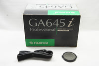 美品 FUJIFILM フジフイルム GA645i Professional 中判カメラ AF 元箱付 250127t