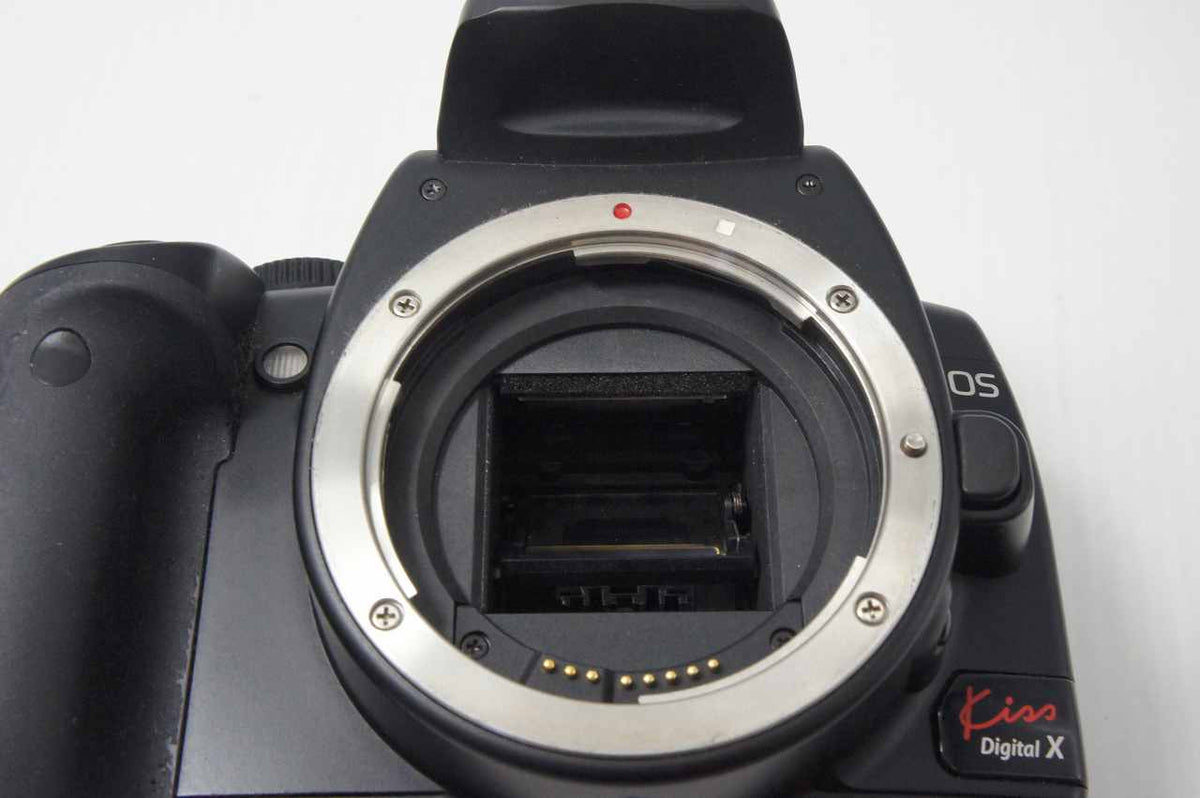 Canon キヤノン EOS Kiss Digital X レンズキット (EF-S 18-55mm II USM) デジタル一眼レフカメラ ブラック EFマウント APS-C 261015i