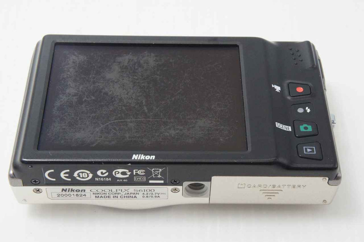 Nikon ニコン COOLPIX S6100 コンパクトデジタルカメラ シャンパンシルバー 261016q