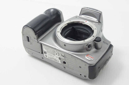 Canon キヤノン EOS Kiss Digital レンズキット (EF-S 18-55mm USM) デジタル一眼レフカメラ シルバー EFマウント APS-C 261014f