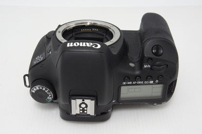Excellent Condition Canon EOS 7D Body Digital SLR Camera 260421c