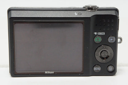 美品 Nikon ニコン COOLPIX S570 コンパクトデジタルカメラ ブラック 元箱付 260420q