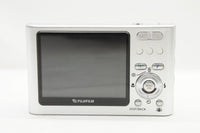 美品 FUJIFILM フジフィルム FinePix Z3 コンパクトデジタルカメラ シルバー 元箱付 250426ah