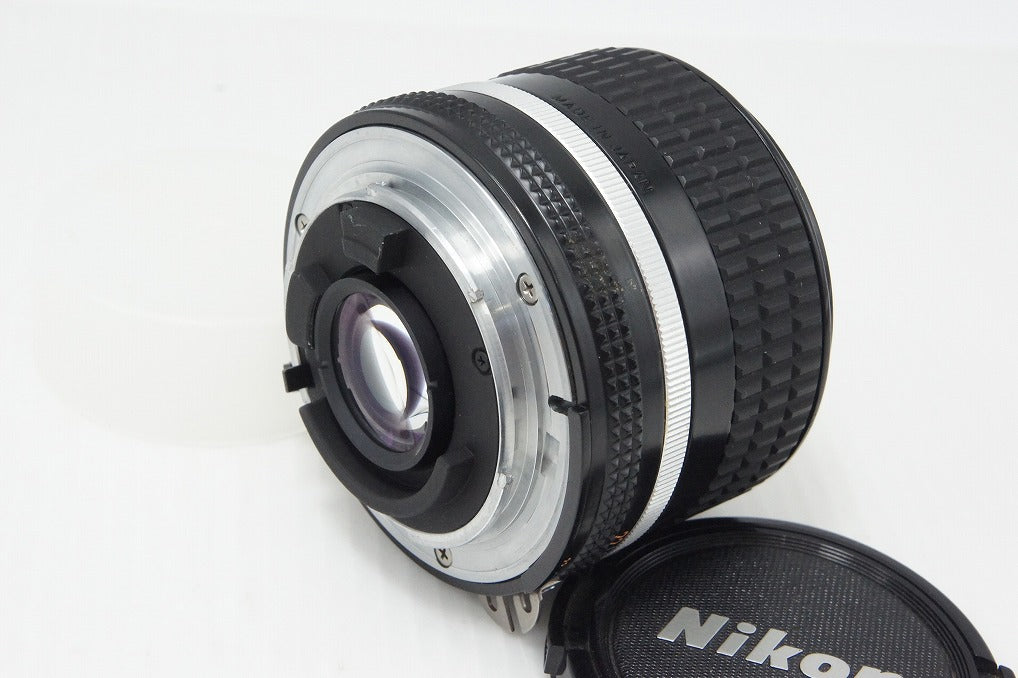 良品 Nikon ニコン Ai-S Nikkor 28mm F2.8 MF 単焦点レンズ 元箱付 260730au