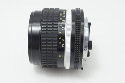 良品 Nikon ニコン Ai-S Nikkor 28mm F2.8 MF 単焦点レンズ 元箱付 260730au
