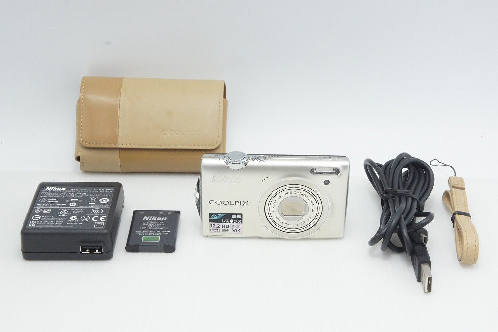 良品 Nikon ニコン COOLPIX S5100 コンパクトデジタルカメラ ウォームシルバー ケース付 260803p