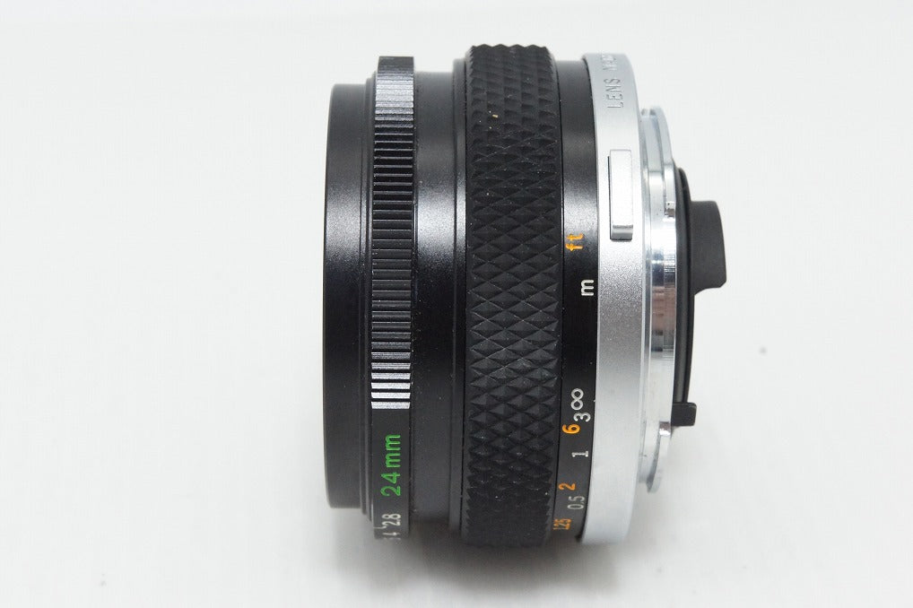 良品 OLYMPUS オリンパス OM-SYSTEM H.ZUIKO AUTO-W 24mm F2.8 MF 単焦点レンズ 260425w