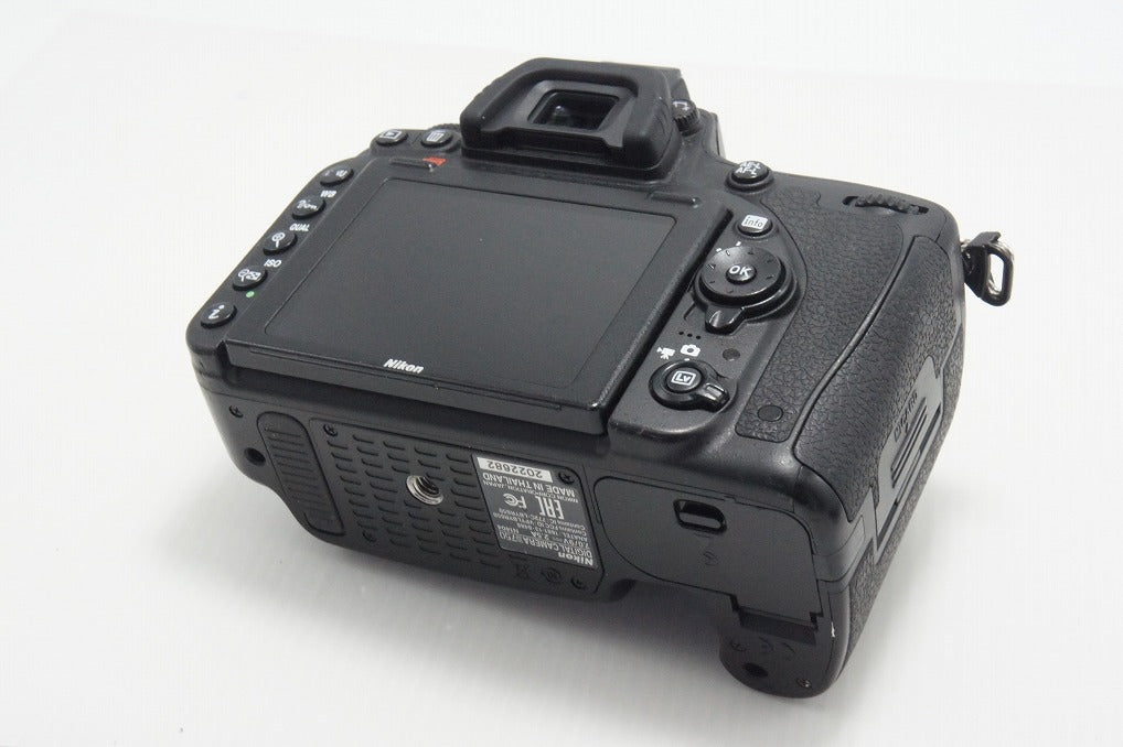 Nikon ニコン D750 ボディ デジタル一眼レフカメラ フルサイズ