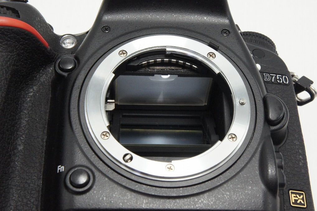 Nikon ニコン D750 ボディ デジタル一眼レフカメラ フルサイズ
