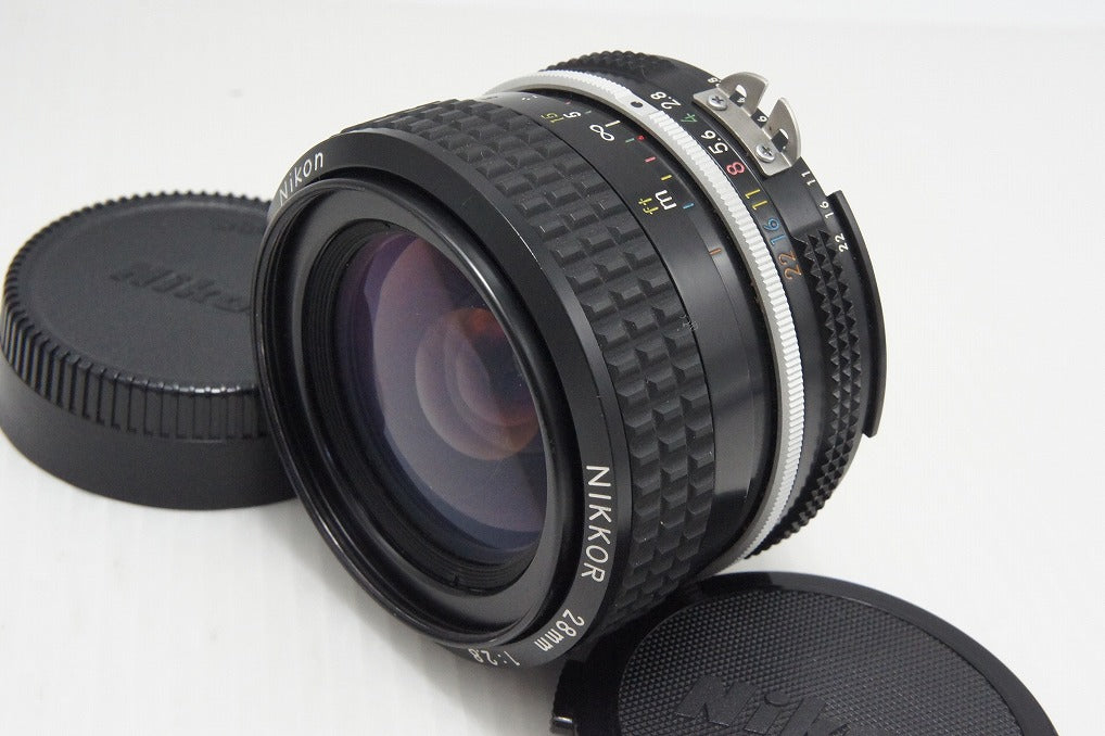 良品 Nikon ニコン Ai Nikkor 28mm F2.8 MF Fマウント 単焦点レンズ 260728ae