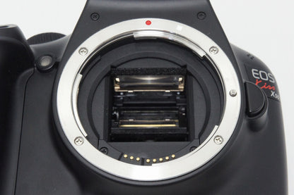 Canon キヤノン EOS Kiss X50 ボディ + EF-S 18-55mm IS II レンズキット デジタル一眼レフカメラ 260424o