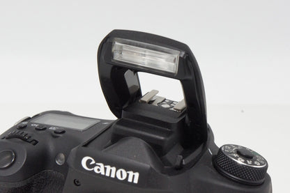 Excellent condition Canon EOS 8000D Body + EF-S 18-55 IS STM Lens Kit Digital SLR Camera 260425q