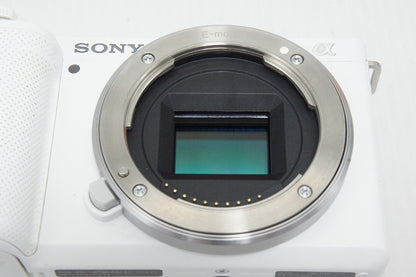 SONY ソニー ZV-E10 ボディ ミラーレス一眼カメラ ホワイト 元箱付 260423z
