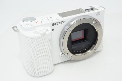 SONY ソニー ZV-E10 ボディ ミラーレス一眼カメラ ホワイト 元箱付 260423z