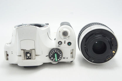 PENTAX ペンタックス K-x レンズキット (smc PENTAX DA L 18-55mm F3.5-5.6 AL) デジタル一眼レフカメラ ホワイト Kマウント APS-C 261019q