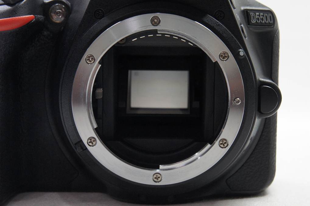 良品 Nikon ニコン D5500 ボディ デジタル一眼レフカメラ 250715a【アルプスカメラ】