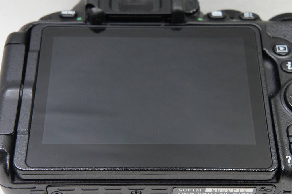 良品 Nikon ニコン D5500 ボディ デジタル一眼レフカメラ 250715a【アルプスカメラ】
