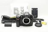 美品 Nikon ニコン D70S ボディ デジタル一眼レフカメラ 240111a