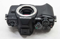 美品 OLYMPUS オリンパス OM-D E-M10 Mark III ボディ ミラーレス一眼カメラ ブラック 250715h