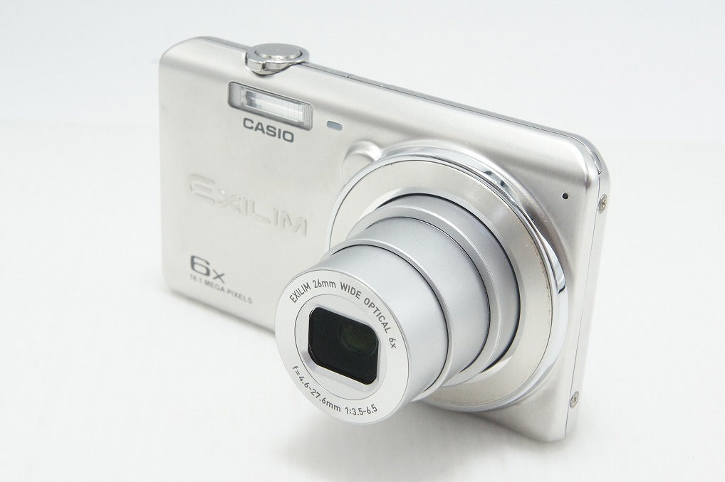 美品 CASIO カシオ EXILIM EX-Z690 コンパクトデジタルカメラ シルバー 260804q