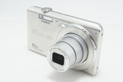 美品 CASIO カシオ EXILIM EX-Z690 コンパクトデジタルカメラ シルバー 260804q