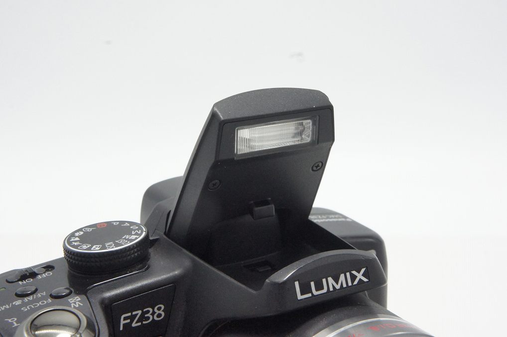 Panasonic パナソニック LUMIX DMC-FZ38 コンパクトデジタルカメラ ブラック 261019d