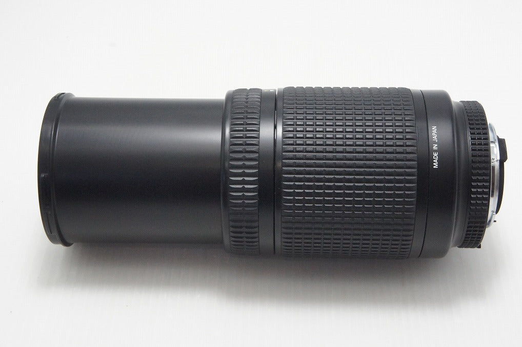 美品 Nikon ニコン AF NIKKOR ED 70-300mm F4-5.6D ズームレンズ フード付 260804ao