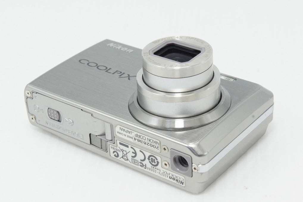 Nikon ニコン COOLPIX S600 コンパクトデジタルカメラ チタンシルバー