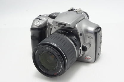 Canon キヤノン EOS Kiss Digital レンズキット (EF-S 18-55mm USM) デジタル一眼レフカメラ シルバー 260804b