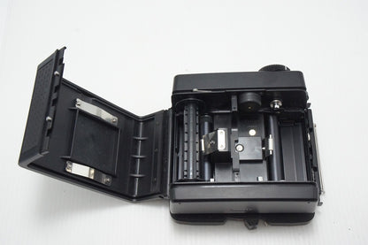 美品 Mamiya マミヤ RZ67 PROFESSIONAL II 645 120 フィルムバック 中判 遮光板 キャップ付 260804u