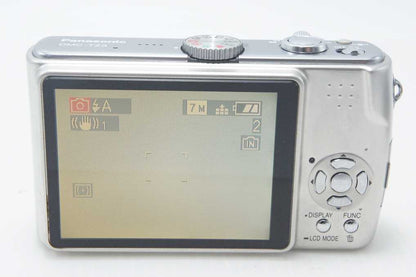 Panasonic パナソニック LUMIX DMC-TZ3 コンパクトデジタルカメラ シルバー 261016be
