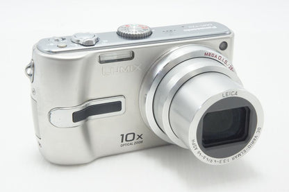 Panasonic パナソニック LUMIX DMC-TZ3 コンパクトデジタルカメラ シルバー 261016be