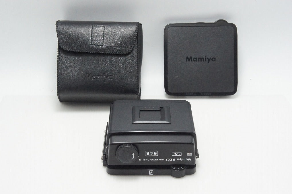 美品 Mamiya マミヤ RZ67 PROFESSIONAL II 645 120 フィルムバック 中判 ケース 遮光板 キャップ付 260804y
